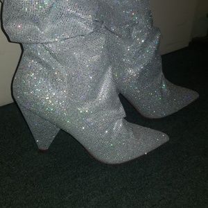Cape Robbin Shoes - Cape Robbin silver sequin boots size 9 Cape Robbin Shoes - Cape Robbin silver sequin boots size 9